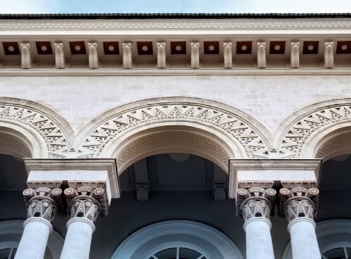 Best GRC & FRP Jali Manufacturer, Columns, Cornices, Screens, Balusters | Stone King Enterprises, Uttar Pradesh, Delhi, NCR